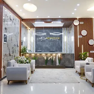 South Gate Hotel